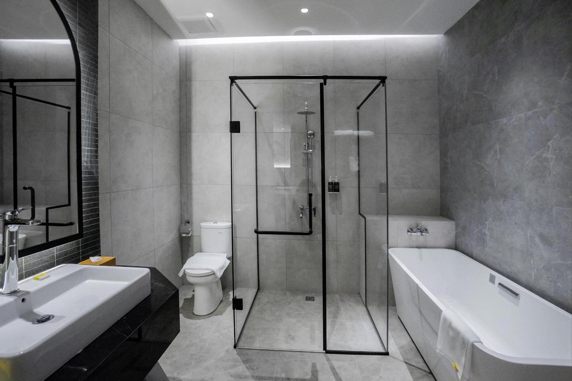Yello Hotel Harbour Bay Nagoya Kültér fotó